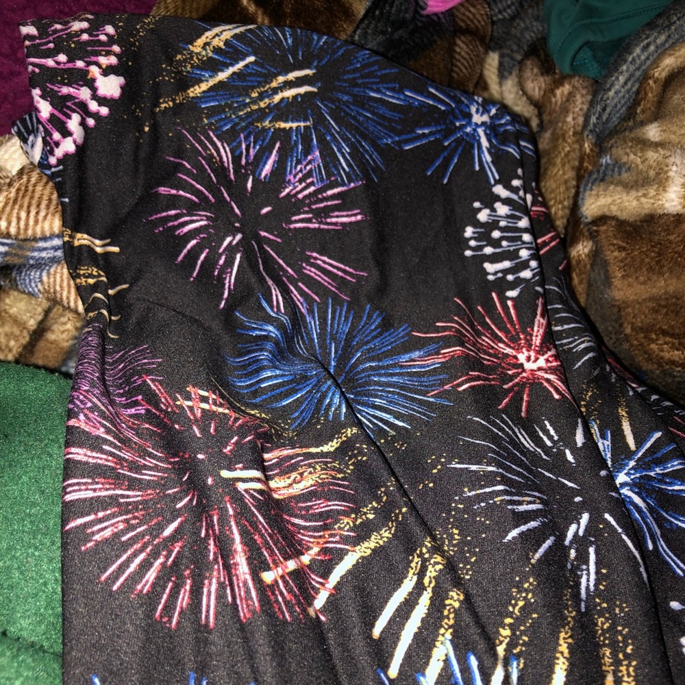 Tc2 Fireworks leggings